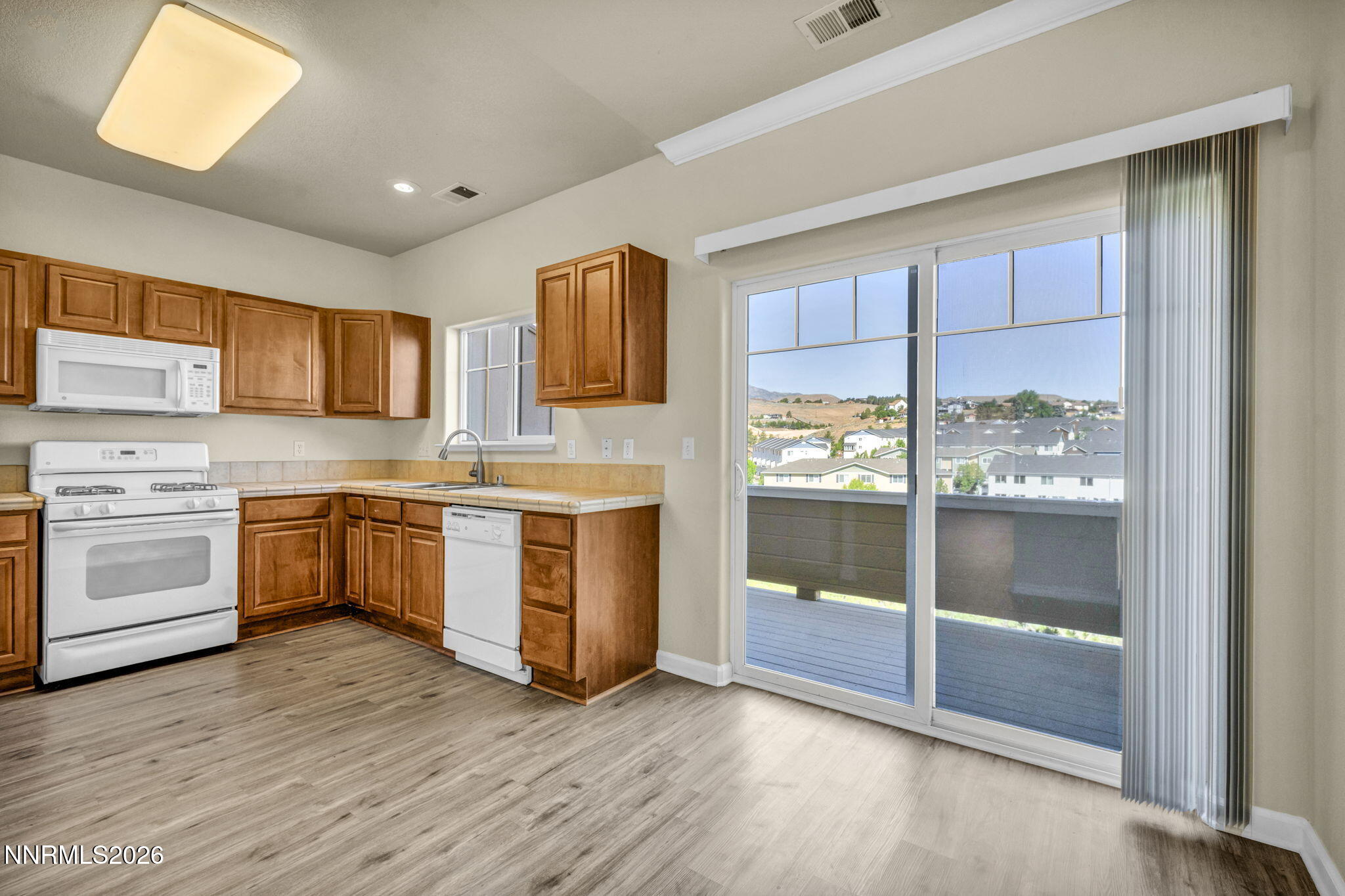 4641 Kathleen Denise Lane Reno, NV 89503 - Photo 11 of 33 38-web-or-mls-4641-kathleen-denise-ln