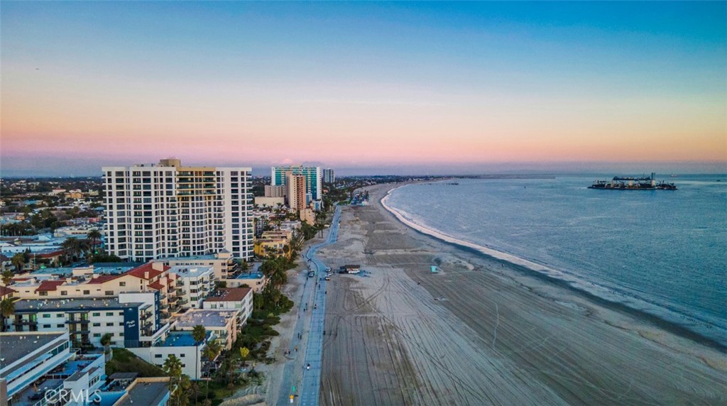 1140 East Ocean Boulevard, Unit 235 Long Beach, CA 90802 - Photo 43 of 45 a view of city and ocean
