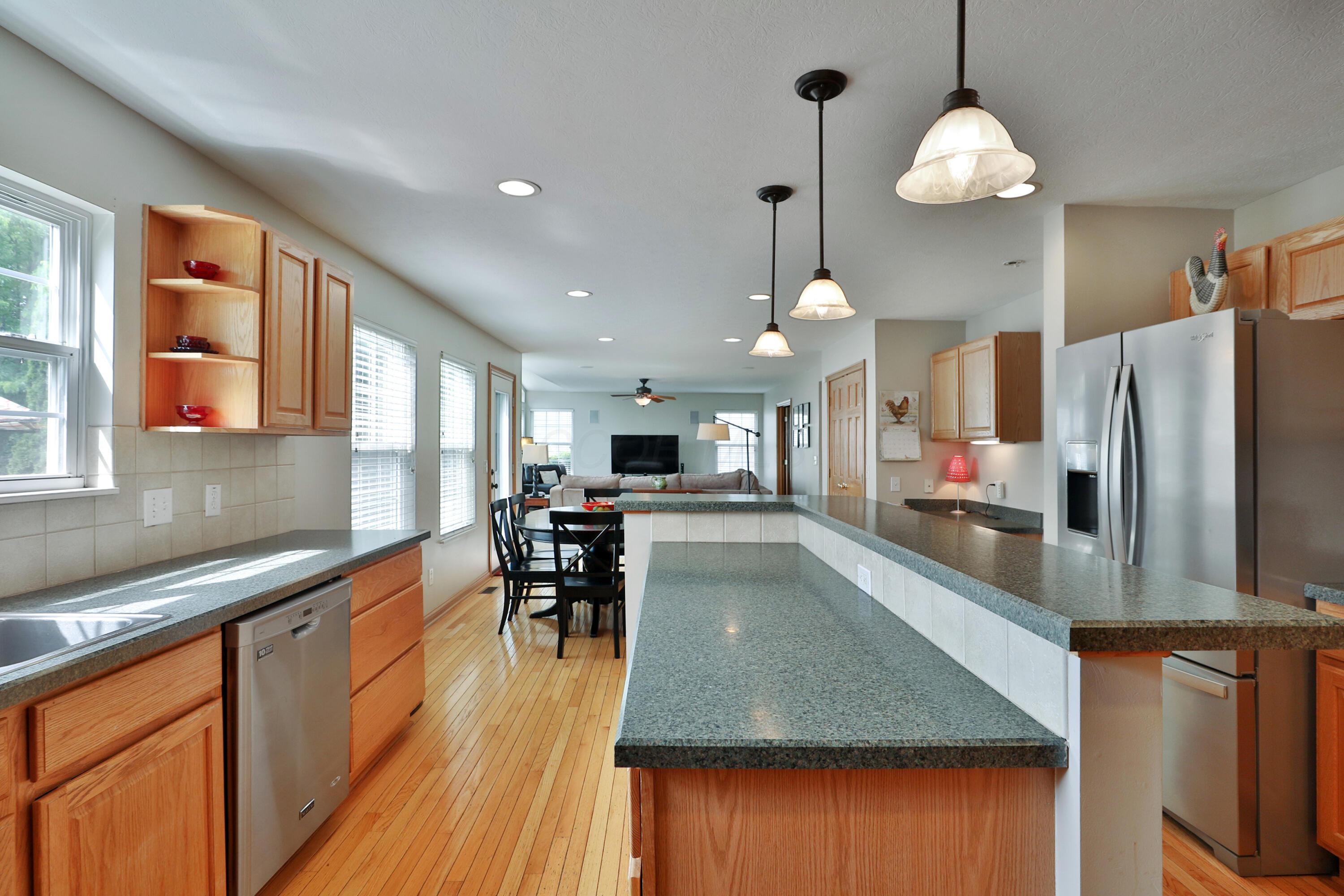 573 River Trace Road Westerville, OH 43081 - Photo 17 of 59