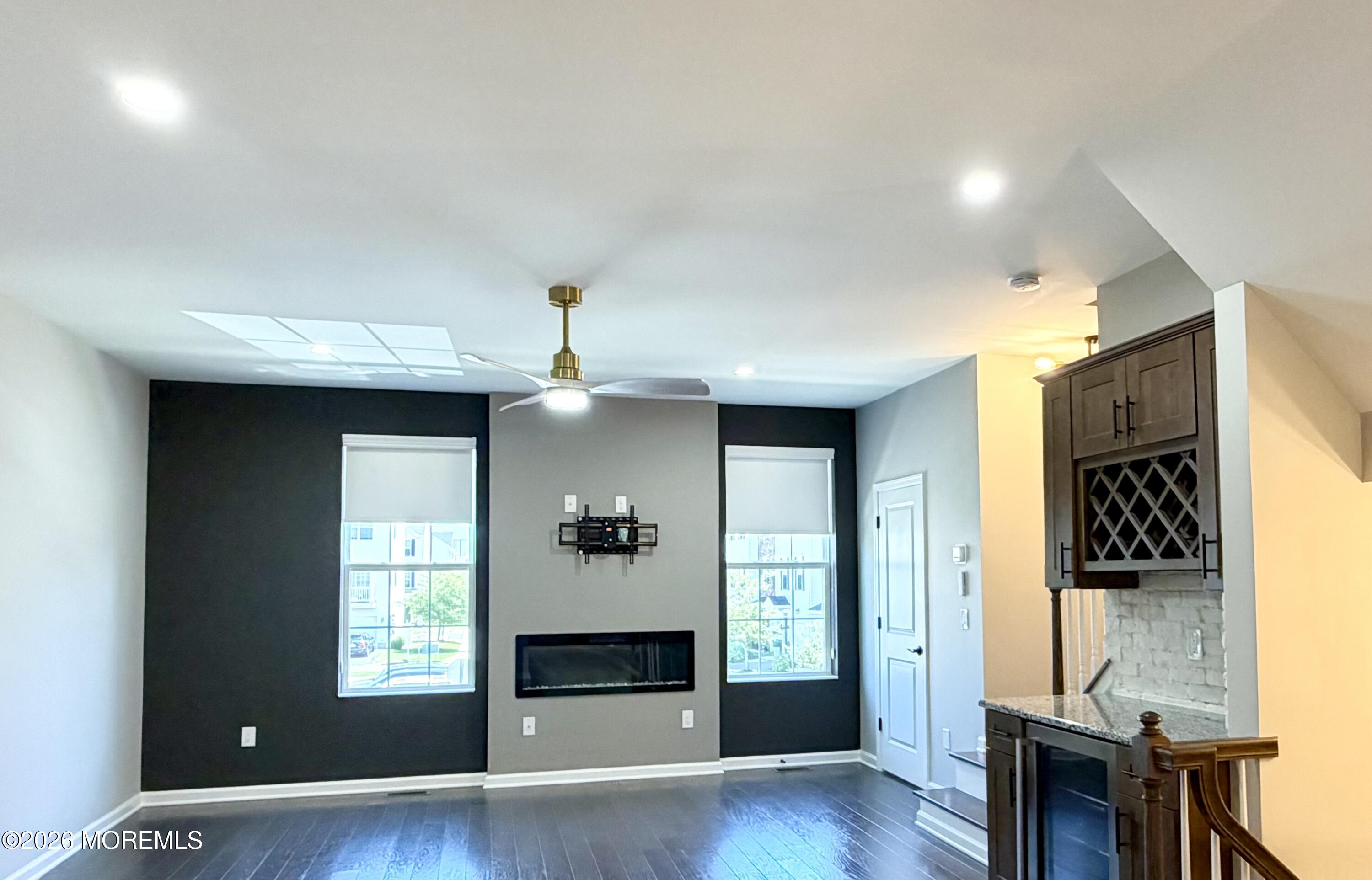 305 Spirit Way Brick, NJ 08723 - Photo 18 of 33 IMG_9344