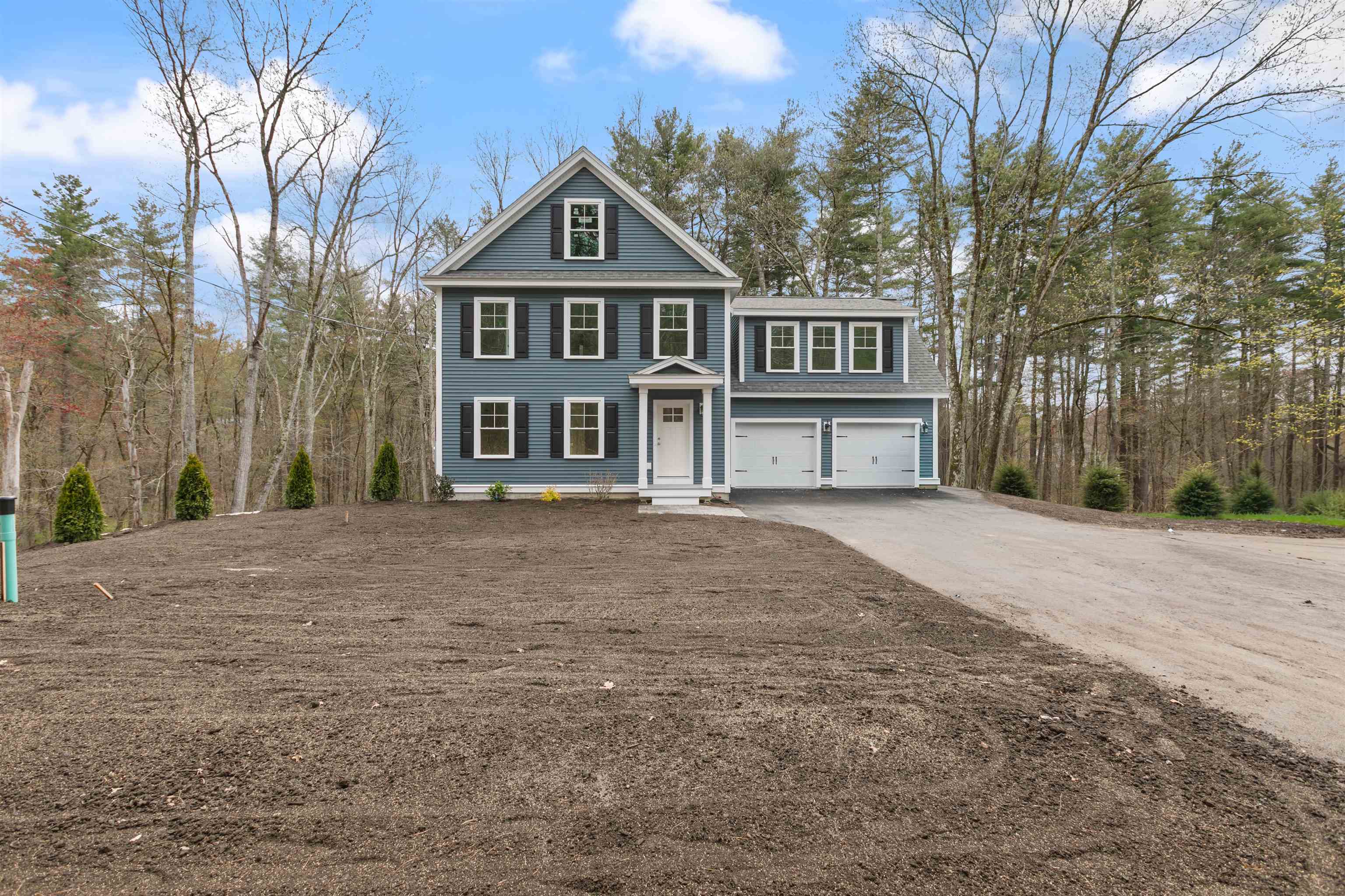 1152 Bridge Street Pelham, NH 03076 - Photo 2 of 44
