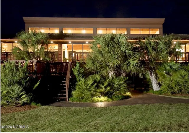 $10,900,000 | 7422 Sea Lilly Lane, Wilmington, NC 28409