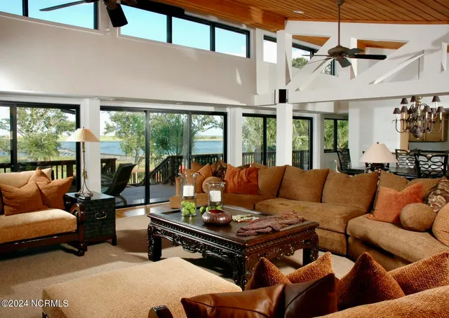 $10,900,000 | 7422 Sea Lilly Lane, Wilmington, NC 28409