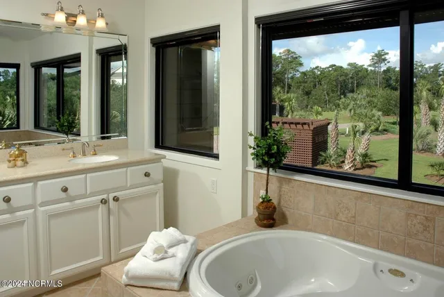 $10,900,000 | 7422 Sea Lilly Lane, Wilmington, NC 28409