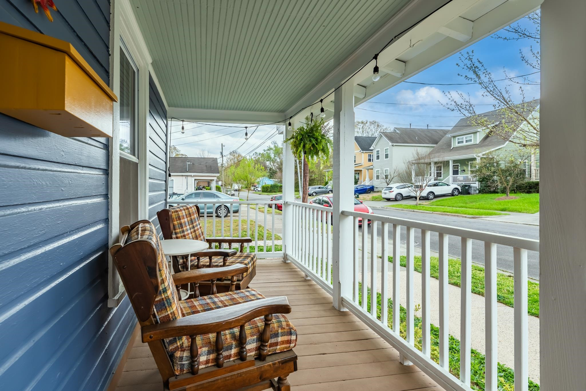 1112 Berkeley Street Durham, NC 27705 - Photo 6 of 23 a dining room with furniture and garden view