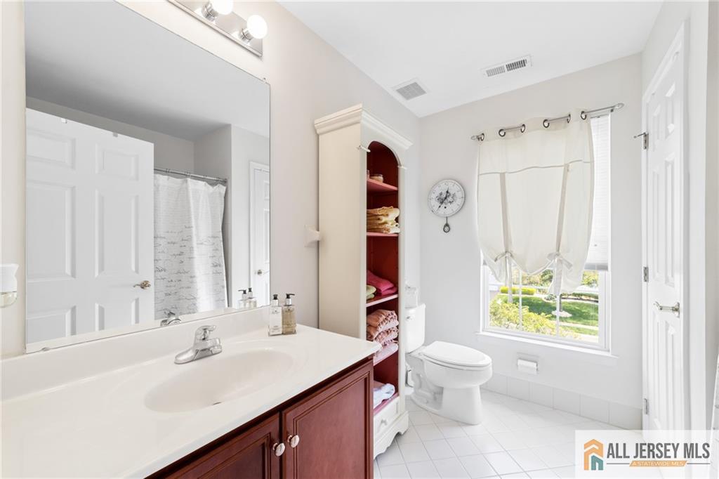 8 Tamarack Road Monroe Township, NJ 08831 - Photo 31 of 40 Gallery Image 31