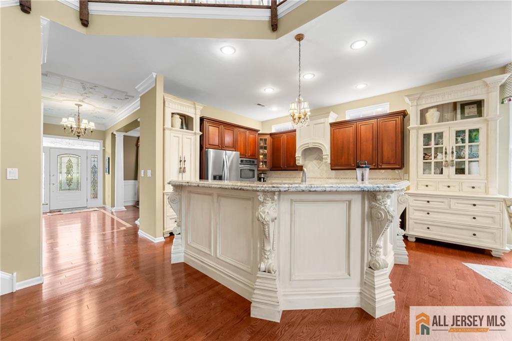 8 Tamarack Road Monroe Township, NJ 08831 - Photo 8 of 40 Gallery Image 8