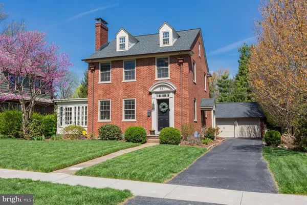 $467,500 | 927 Martha Avenue, Lancaster, PA 17601