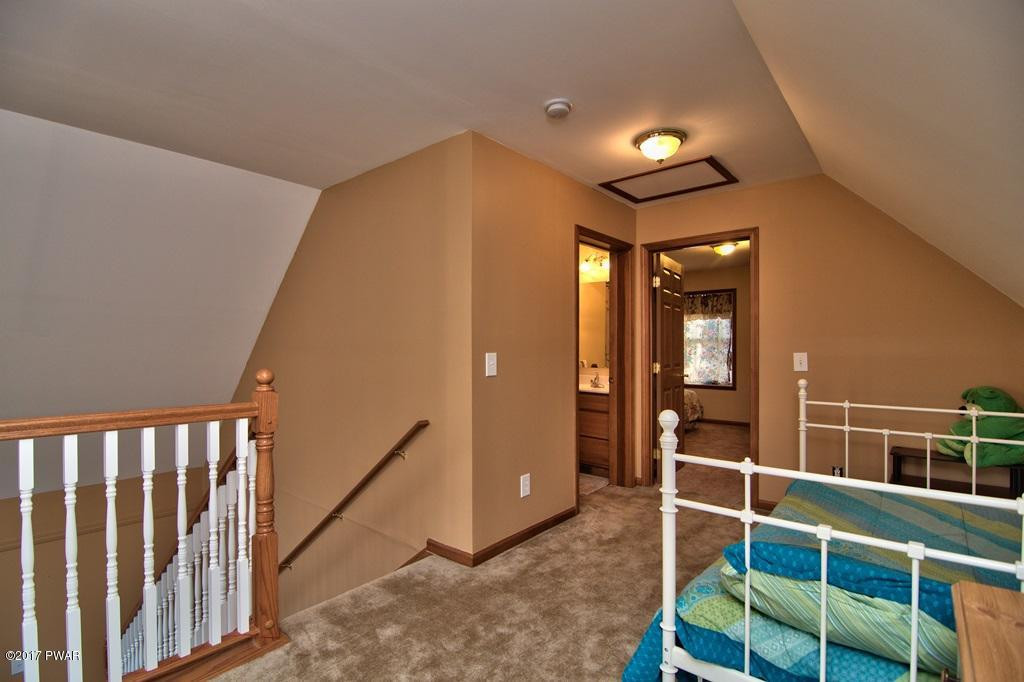 2712 Boulder Road Lake Ariel, PA 18436 - Photo 28 of 69
