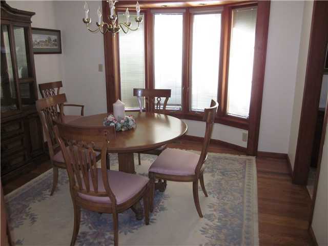 6705 Rieber Street Columbus, OH 43085 - Photo 4 of 21