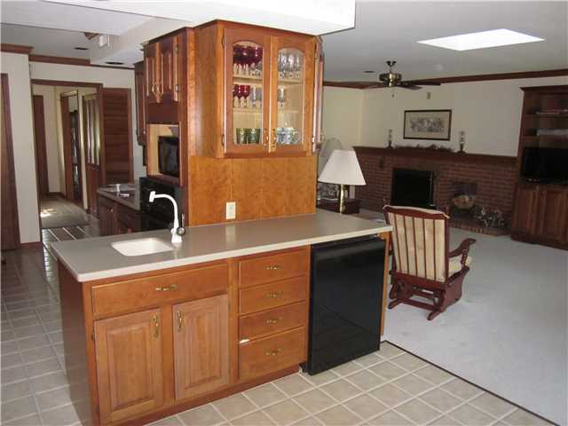 6705 Rieber Street Columbus, OH 43085 - Photo 9 of 21