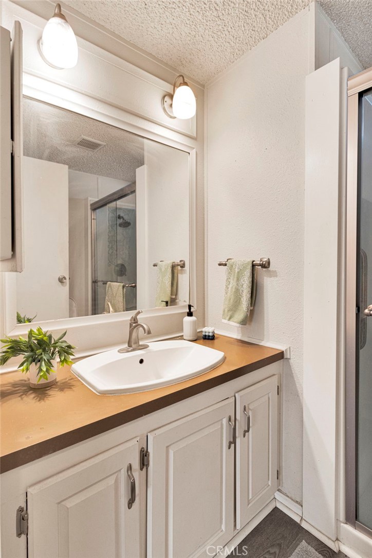 23456 Ottawa Road, Unit 28 Apple Valley, CA 92308 - Photo 21 of 35