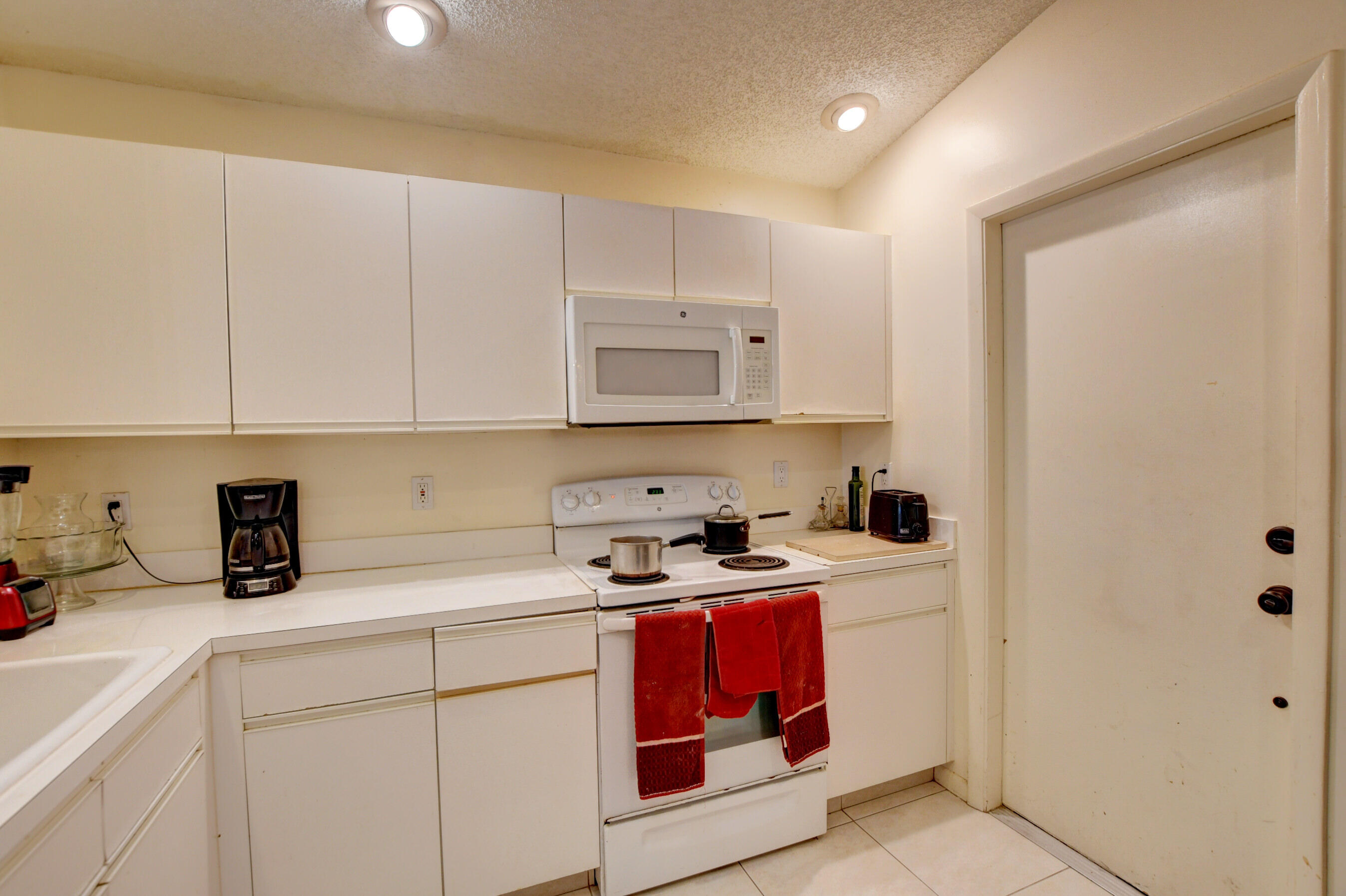 10332 Sunstream Lane Boca Raton, FL 33428 - Photo 29 of 49 29_ebf_8708and4more