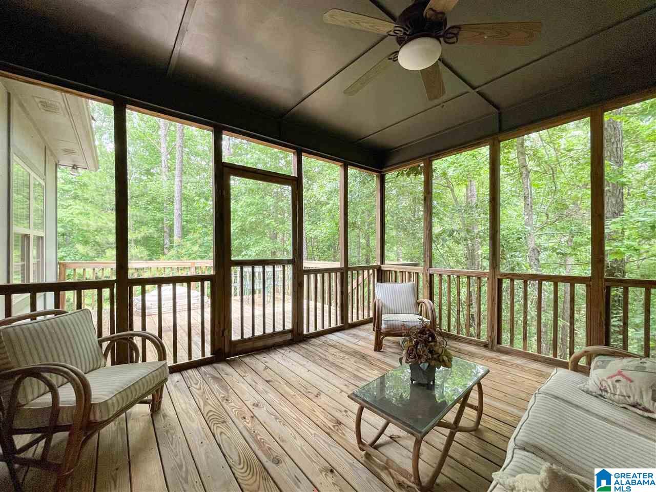 1032 Lake View Lane Calera, AL 35040 - Photo 33 of 37