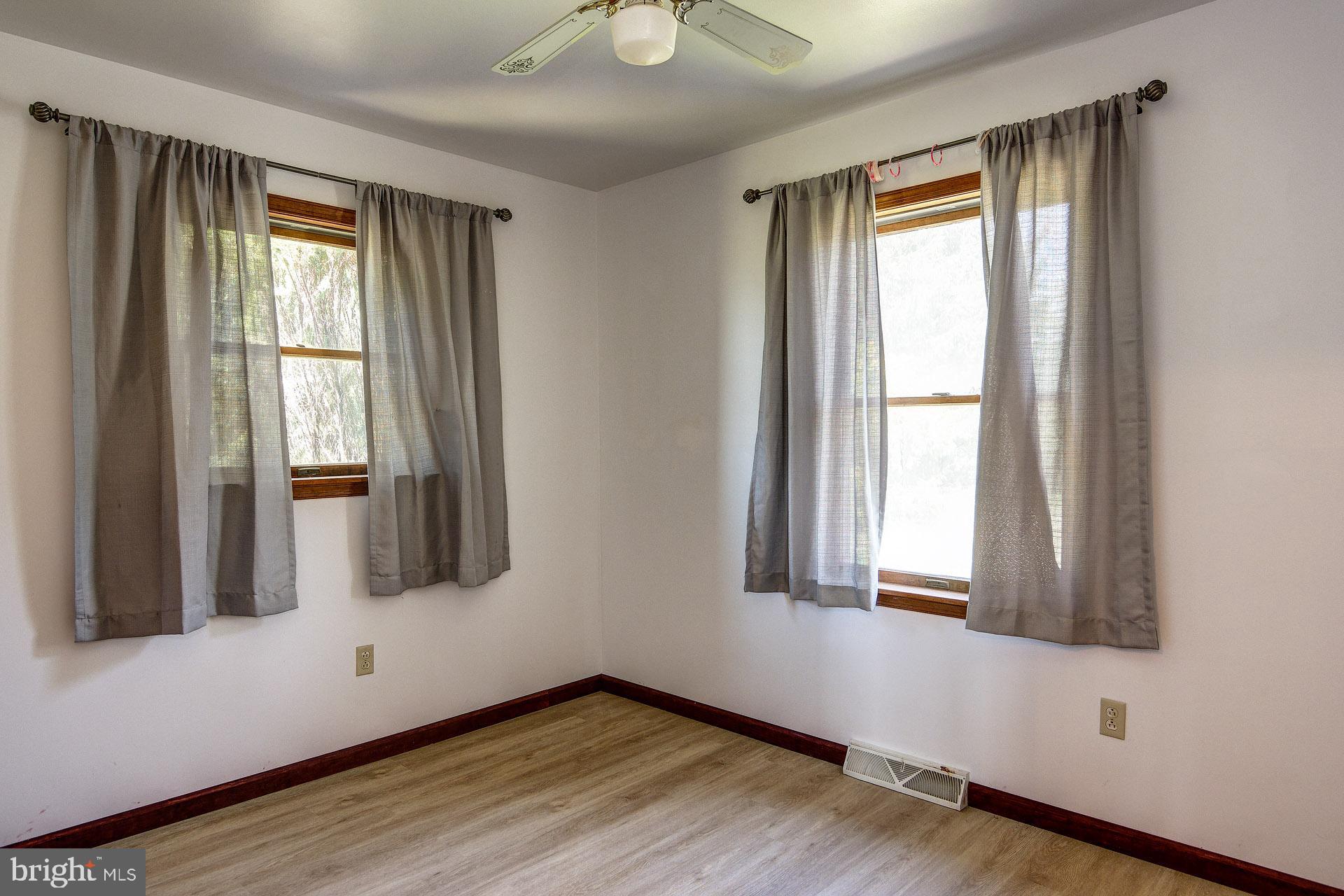 120 Richards Road Bridgeton, NJ 08302 - Photo 25 of 48 Second Bedroom