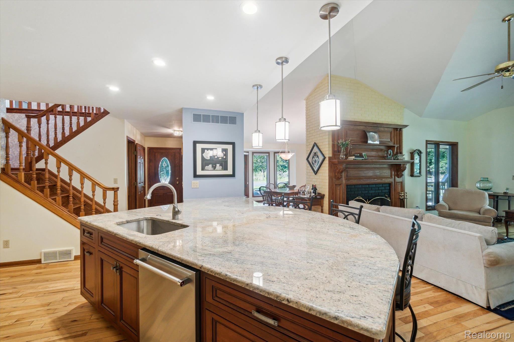 767 West Davis Road Howell, MI 48843 - Photo 9 of 35
