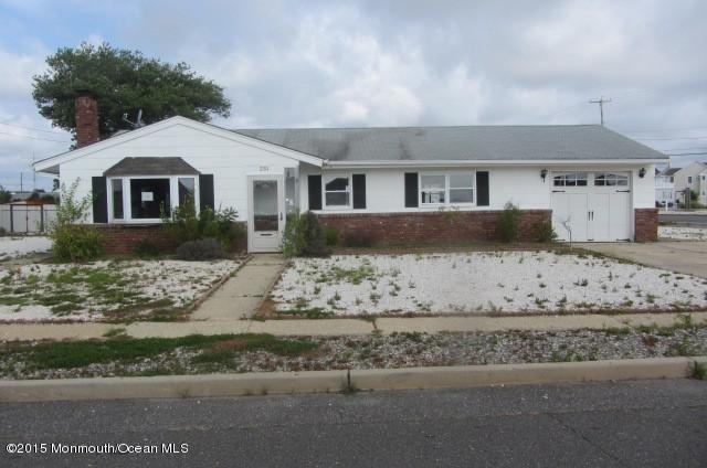 231 Biscayne Road Barnegat, NJ 08005 - Photo 1 of 9 Biscayne (2)
