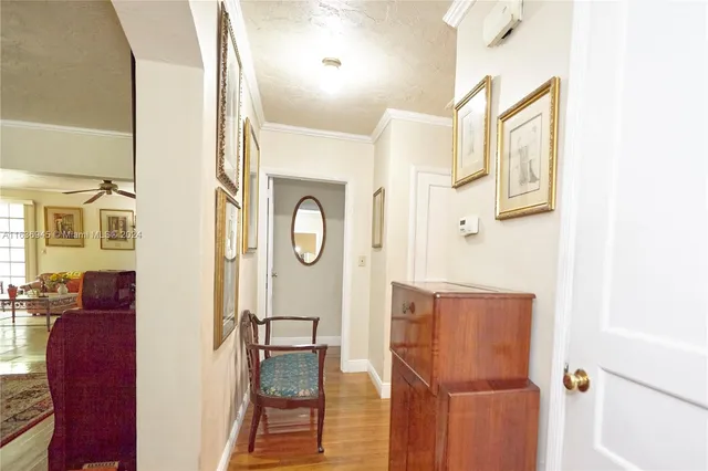 $1,100,000 | Central Gables, Coral Gables, FL 33134