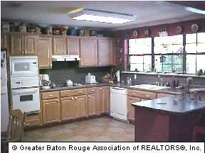 13615 Timberridge Avenue Baton Rouge, LA 70817 - Photo 4 of 8 Gallery Image 4