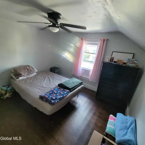 $255,000 | 11 Bridge Street, Fort Edward, NY 12828