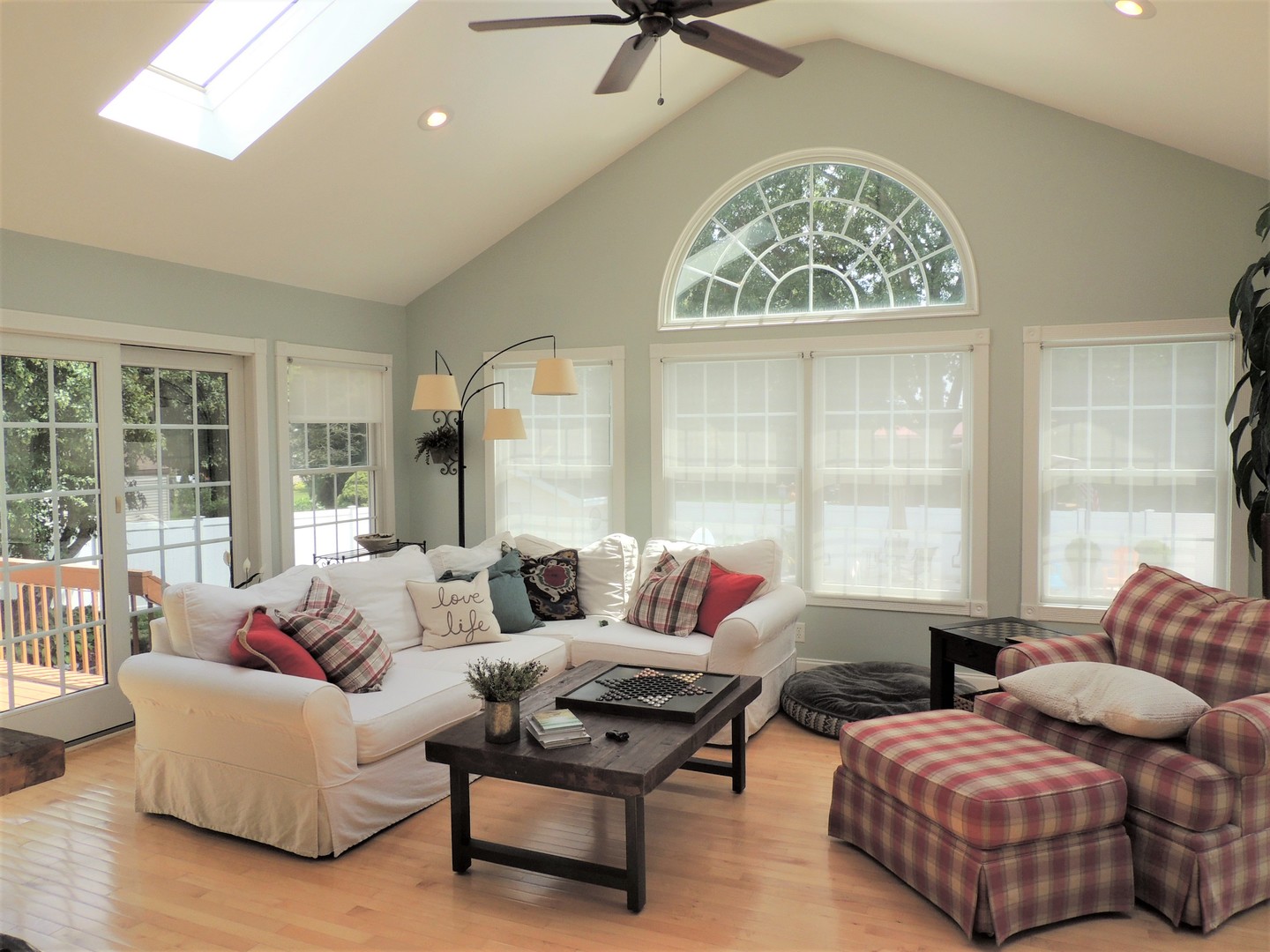 529 West Iowa Street Spring Valley, IL 61362 - Photo 6 of 24 a living room with furniture and a large window
