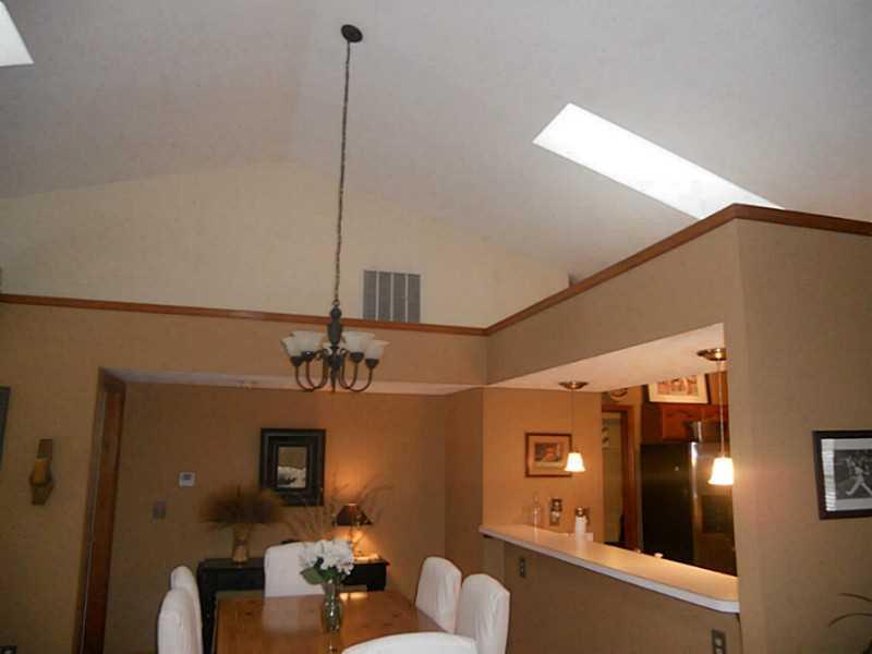 3128 Lakeview Court, Unit 3128 Springfield, OH 45503 - Photo 10 of 23