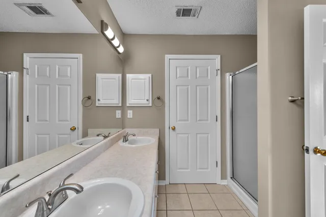 $2,395 | 722 Marsh Harbor Drive, Mary Esther, FL 32569