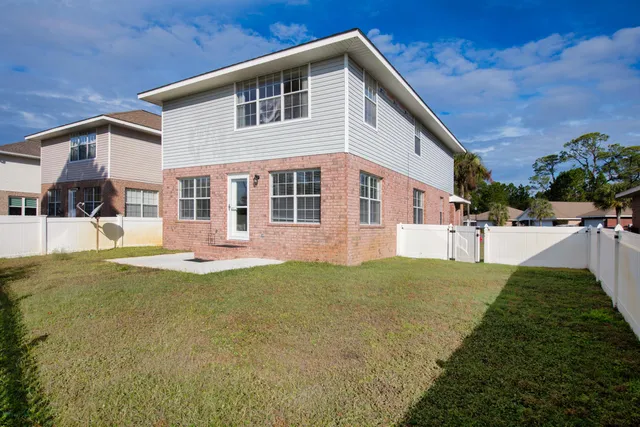 $2,395 | 722 Marsh Harbor Drive, Mary Esther, FL 32569