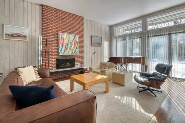 $25,000 | Undisclosed Address, East Hampton, NY 11937