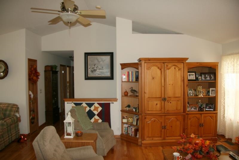 700 Anne Street Washington, IL 61571 - Photo 4 of 17 Gallery Image 4