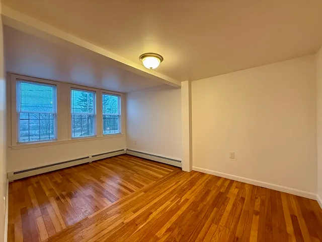 $2,100 | 115 South Street, Unit 5, Plainville, MA 02762