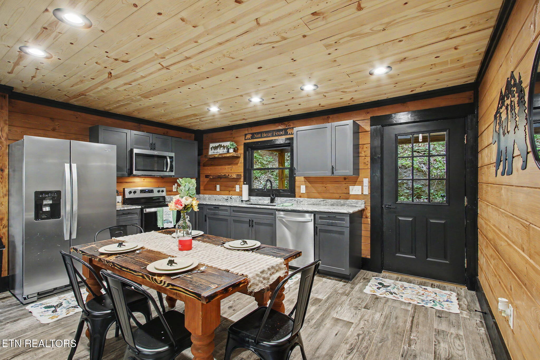 3547 Sugar Maple Loop Road Sevierville, TN 37862 - Photo 16 of 45 IMG_8767