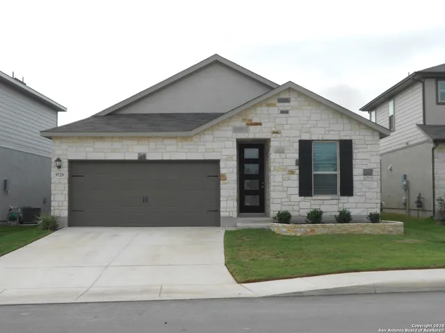 $1,900 | 9729 Novacek Blvd., San Antonio, TX 78254