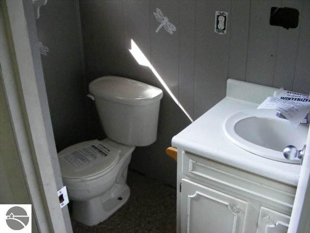 10238 Deal Road Williamsburg, MI 49690 - Photo 8 of 15 1708748-7.JPG