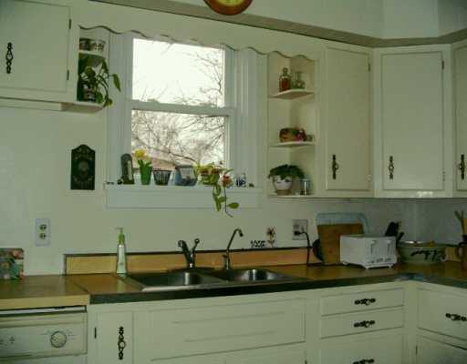 2136 Mercer Road New Brighton, PA 15066 - Photo 4 of 8 Gallery Image 4