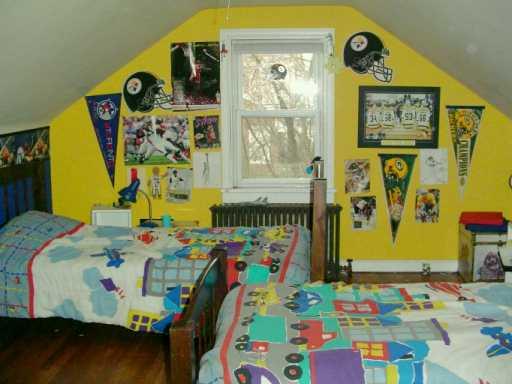 2136 Mercer Road New Brighton, PA 15066 - Photo 6 of 8 Gallery Image 6
