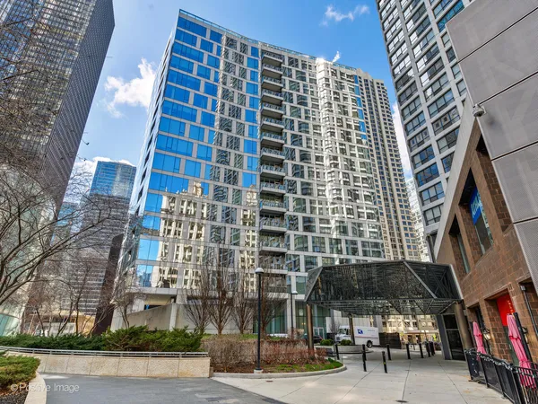 $16,750 | 403 North Wabash Avenue, Unit 15A, Chicago, IL 60611