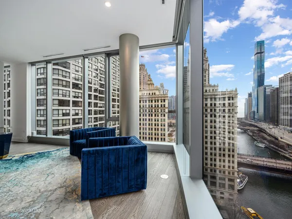 $16,750 | 403 North Wabash Avenue, Unit 15A, Chicago, IL 60611