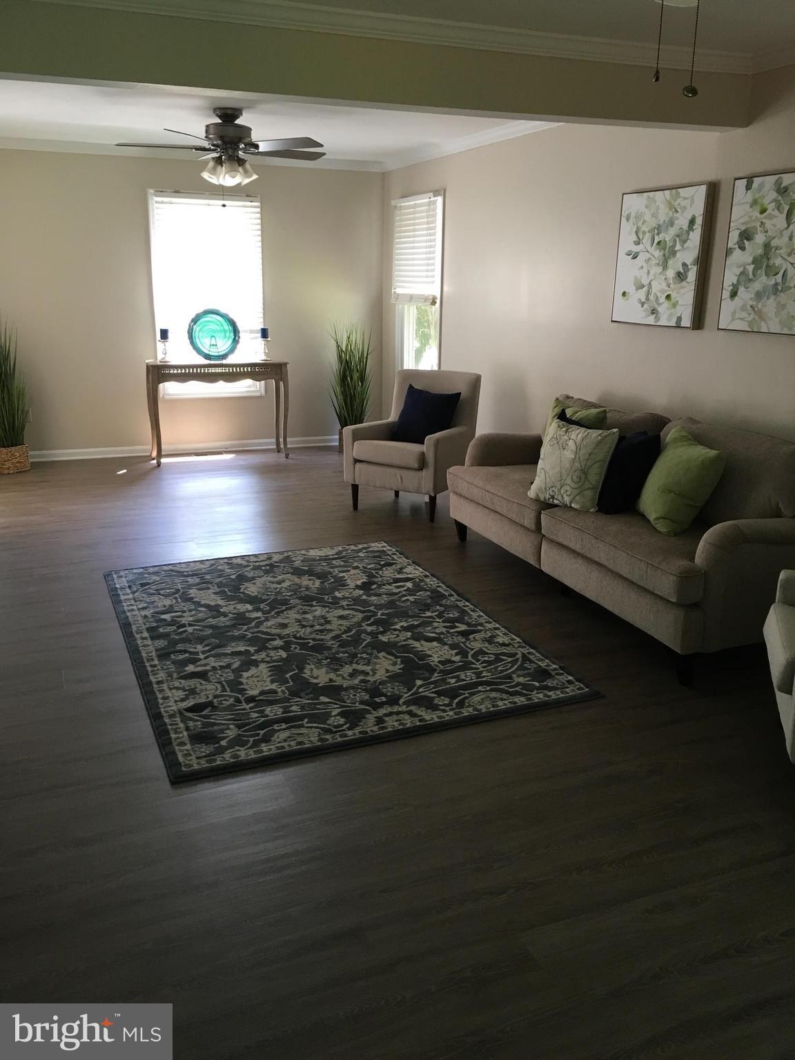 318 Ackerman Road Stevensville, MD 21666 - Photo 23 of 29 Living Room