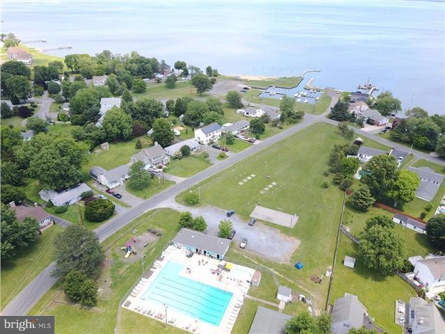 318 Ackerman Road Stevensville, MD 21666 - Photo 27 of 29 Pool/Beach/Marina