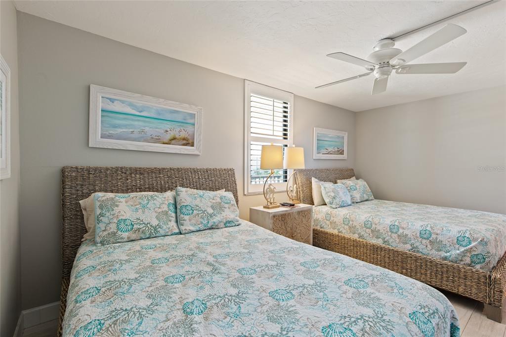 6266 Midnight Pass Road, Unit 404 Sarasota, FL 34242 - Photo 33 of 74