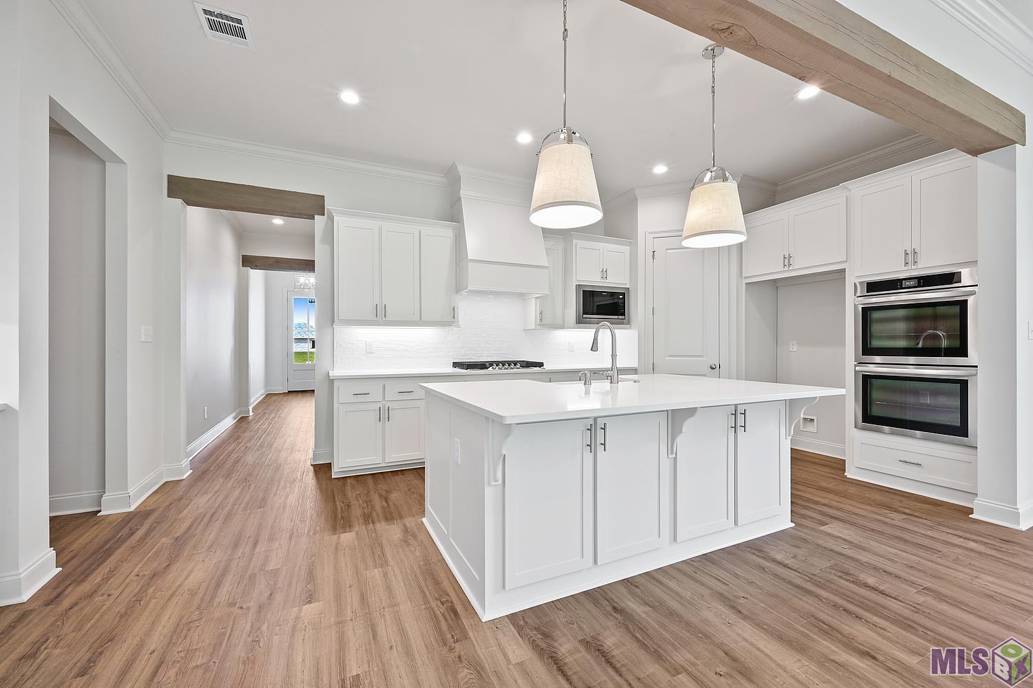 2705 Shoreside Avenue Baton Rouge, LA 70810 - Photo 3 of 17 Gallery Image 3