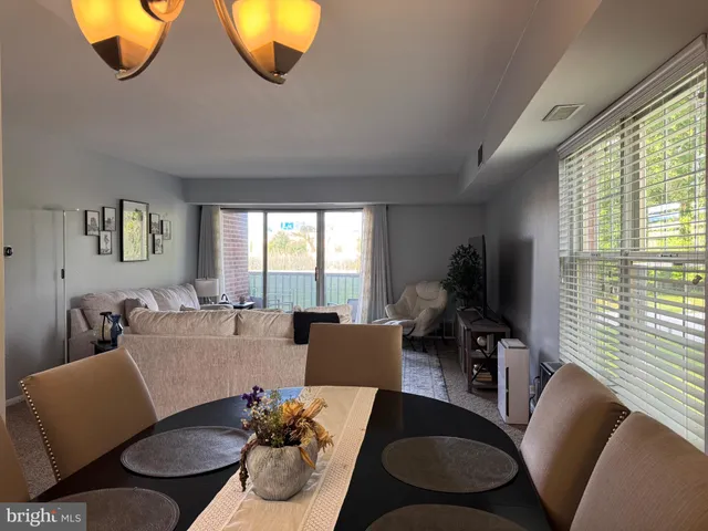 $1,600 | 388 Drummers Lane, Unit 388, Wayne, PA 19087