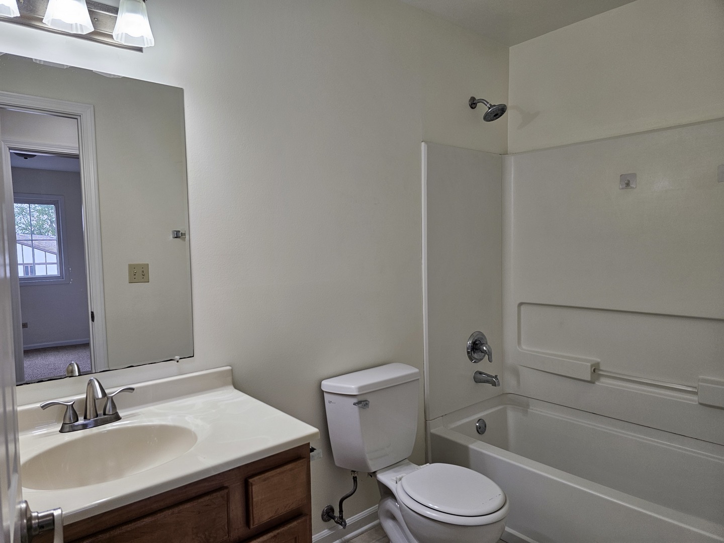 833 Village Quarter Road, Unit G2 West Dundee, IL 60118 - Photo 16 of 22
