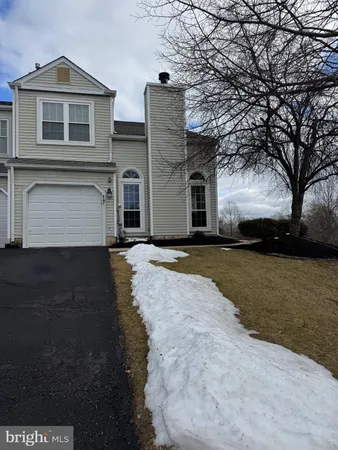 $3,500 | 17 Parkview Way, Newtown, PA 18940