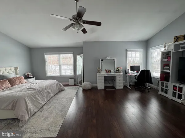$3,500 | 17 Parkview Way, Newtown, PA 18940