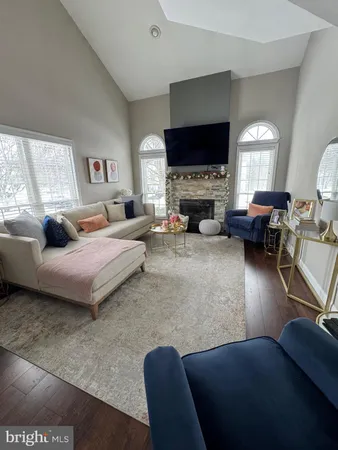 $3,500 | 17 Parkview Way, Newtown, PA 18940