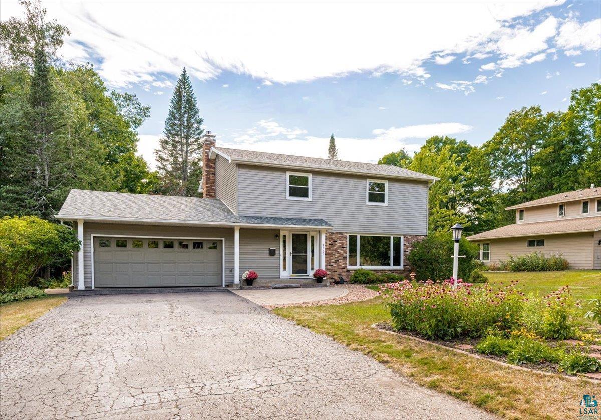 1947 Hartley Road Duluth, MN 55803 - Photo 1 of 42 Gallery Image 1