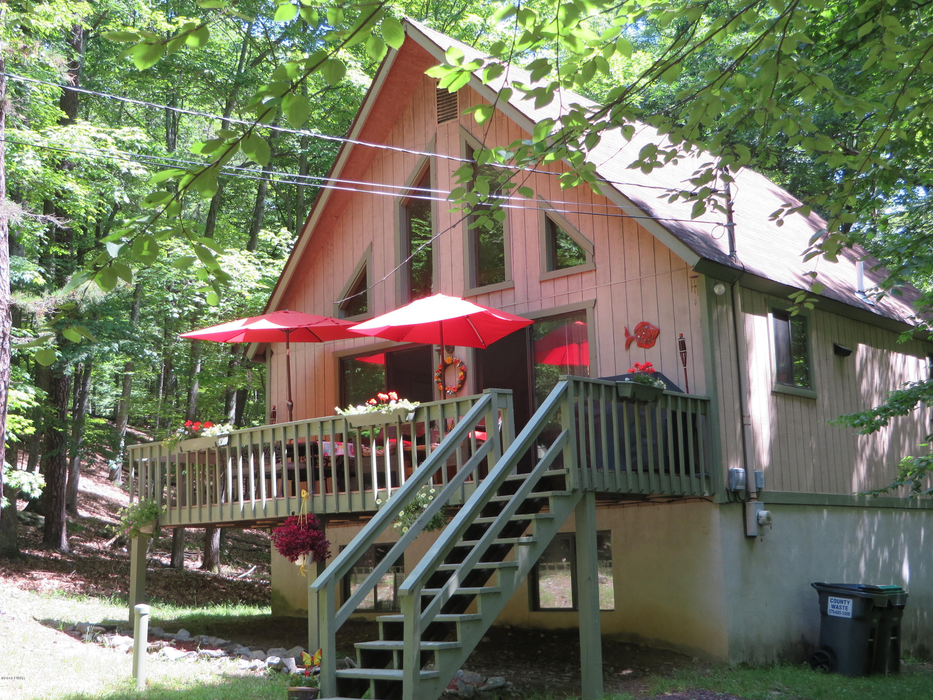 2112 Eagle Path Bushkill, PA 18324 - Photo 35 of 46