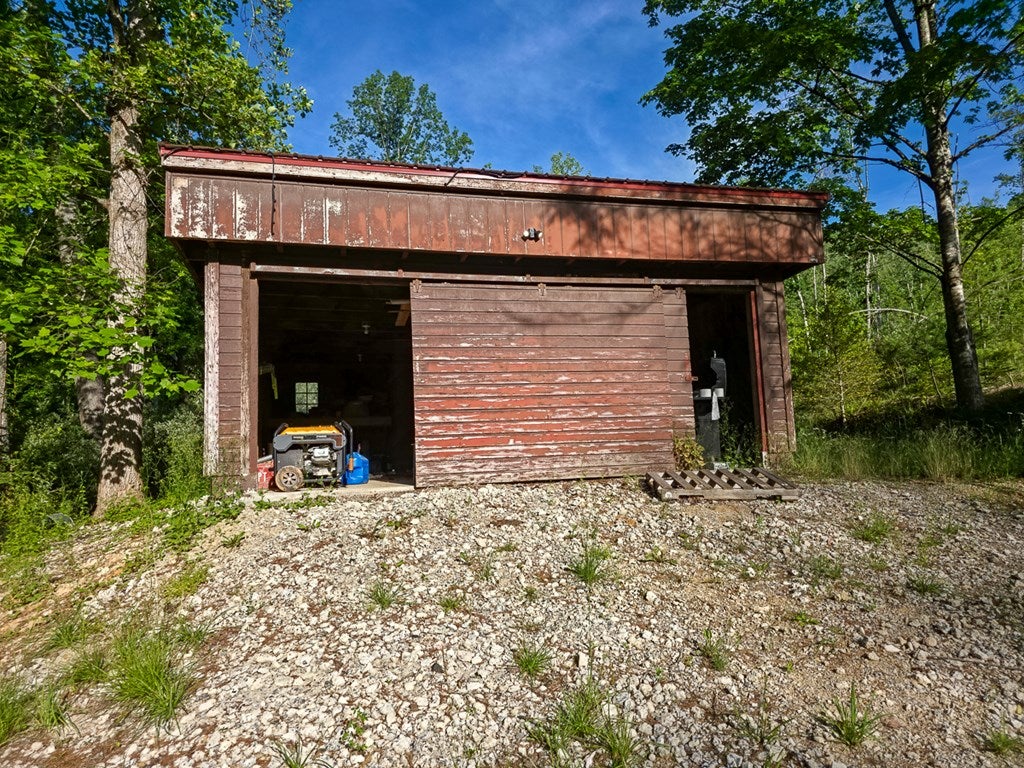 6313 Dunlap Creek Road Covington, VA 24426 - Photo 21 of 46 Gallery Image 21